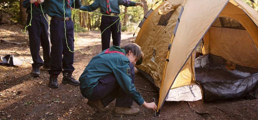 What Tent Pegs Are Best and How to Choose?