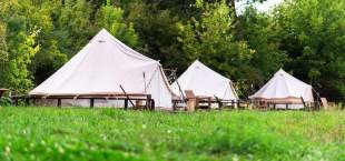 What Is The Best Material For Tents - Polyester vs Nylon vs Canvas vs Polycotton