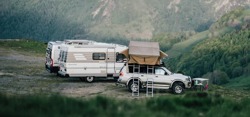 camping-in-truck-canopy