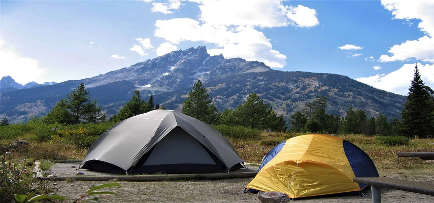 camping-in-the-mountains