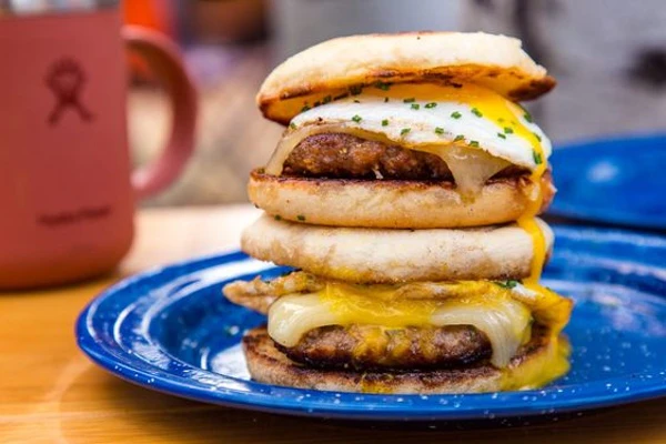 apple-sausage-sandwich