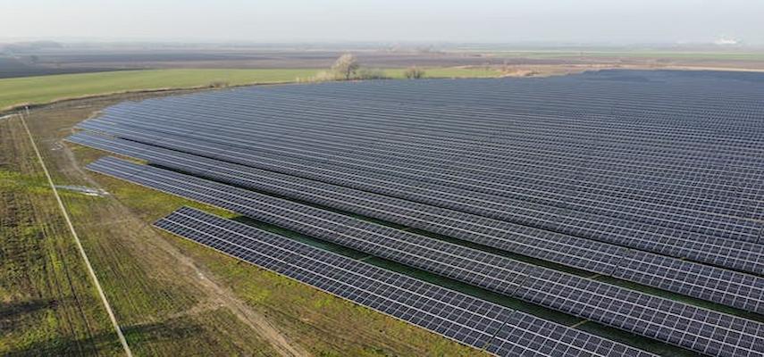 solar-panels-on-field