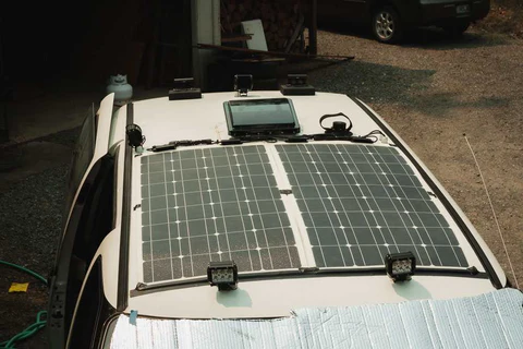 rv-mounts-for-flexible-panels