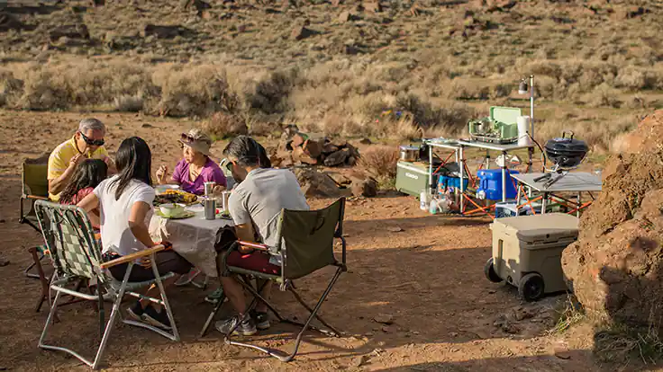 How to Set up the Perfect Camp Kitchen